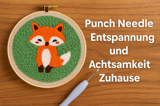 Frau beim Punch Needle Sticken in gemütlichem Wohnzimmer – Achtsamkeit, Entspannung und kreative Handarbeit für Zuhause