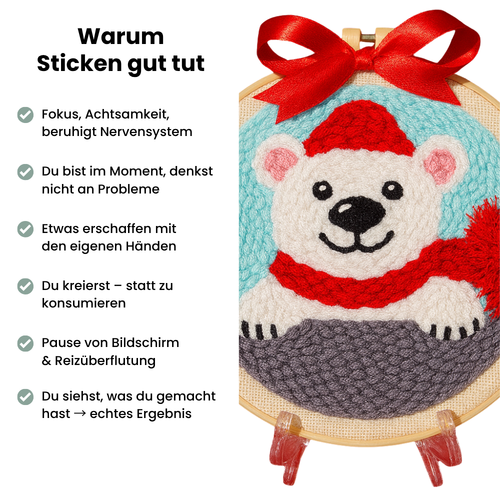 Punch Needle Weihnachtsmotiv mit Eisbär im Stickrahmen und roter Schleife, daneben Text ‚Warum Sticken gut tut‘ mit Vorteilen wie Achtsamkeit, Entspannung und Kreativität. Handstille Punch Needle Set – DIY-Handarbeit für innere Ruhe und Fokus