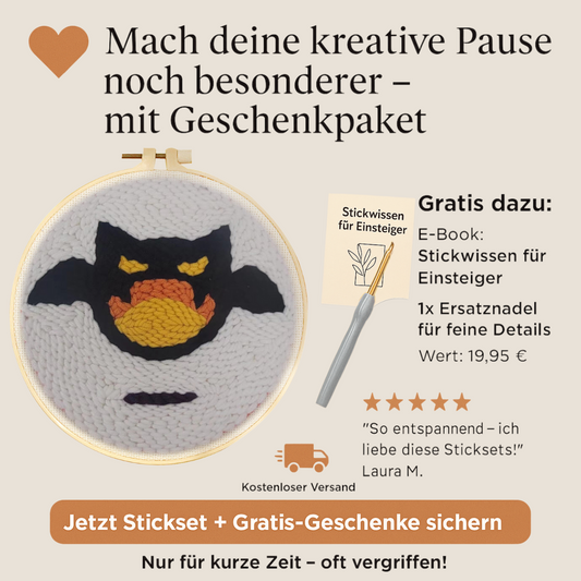 Punch Needle Stickbild mit Fledermaus-Motiv auf weißem Garnhintergrund, daneben Hinweis auf Gratisgeschenke: E-Book ‚Stickwissen für Einsteiger‘ und Ersatznadel im Wert von 19,95 €, inklusive 5-Sterne-Kundenbewertung, kostenlosem Versand und Button ‚Jetzt Stickset + Gratis-Geschenke sichern‘.